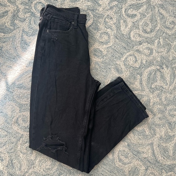 28 Tall GAP Black Distressed Women Jeans - Picture 1 of 4